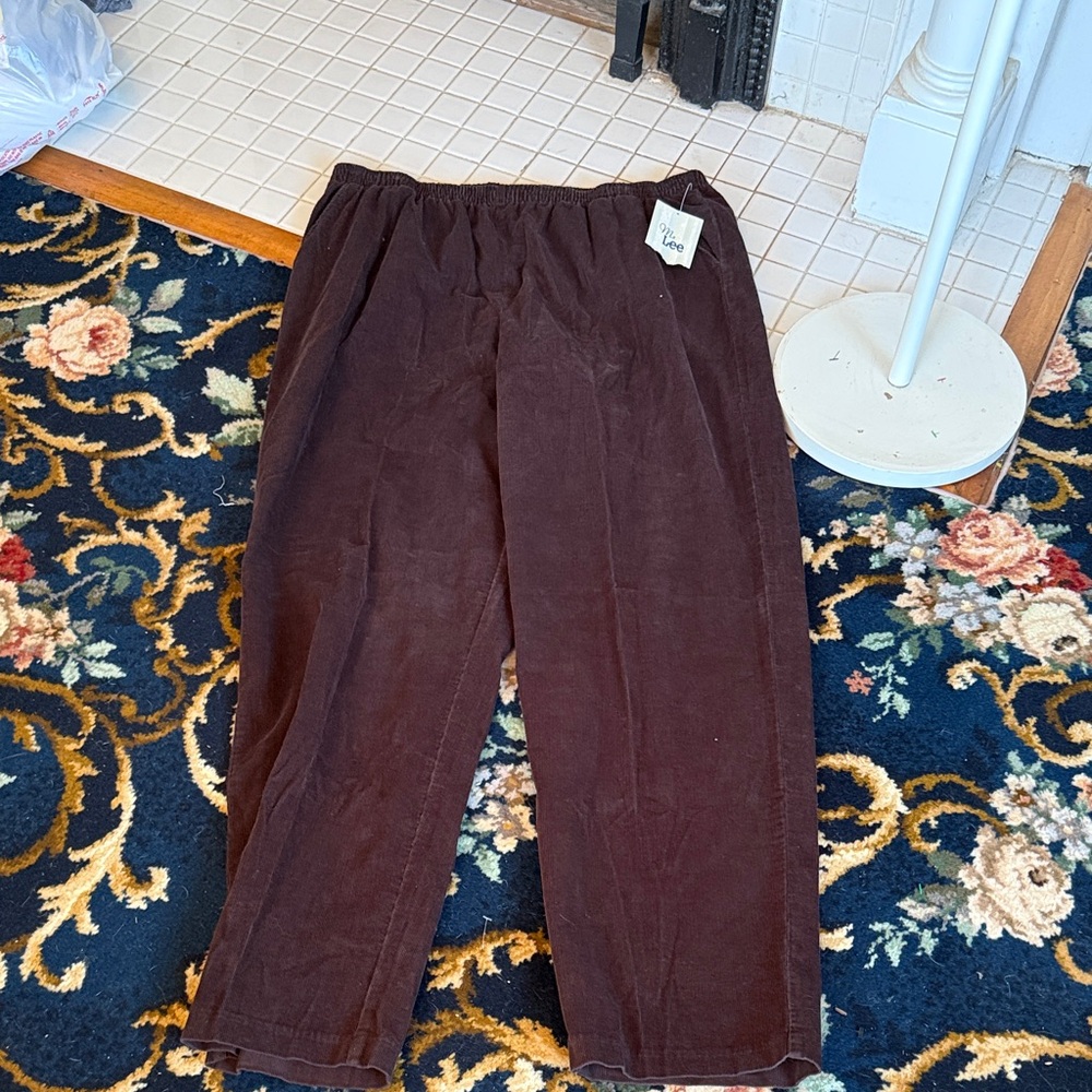 Ms. Lee by Lee Women's Dark Brown brushed cotton Pants- NWT. Retail 48